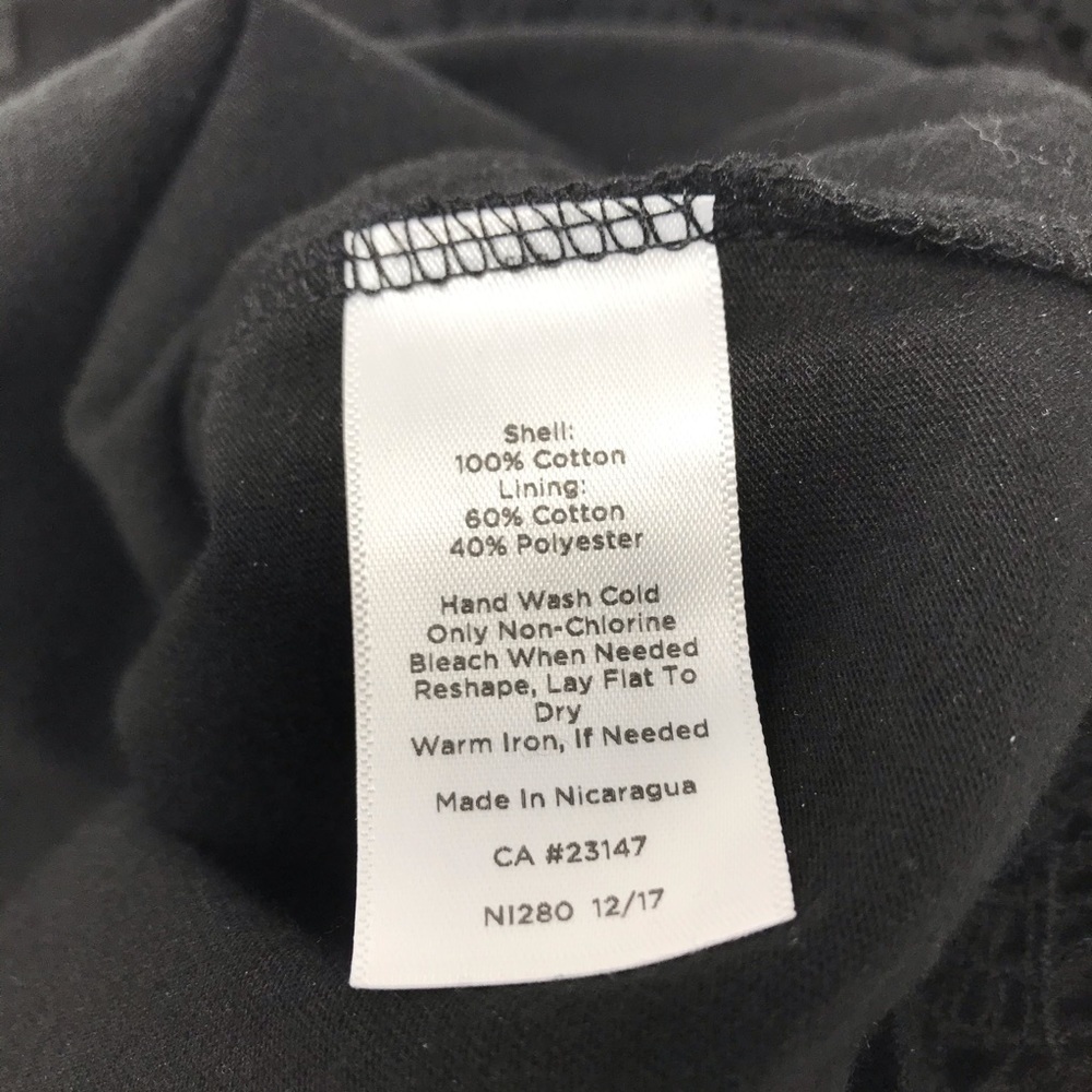Talbots Petites Black Crochet Overlay Short Sleeve Top Size SP Scalloped Hem - Picture 4 of 6